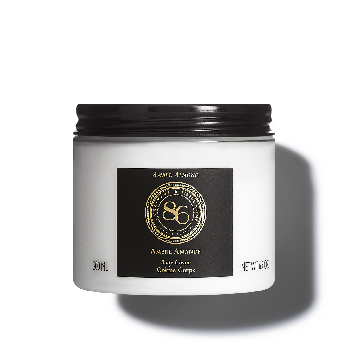 Оральды секс жасайтын жетілген әйелдің қатысуымен онлайн порно көру